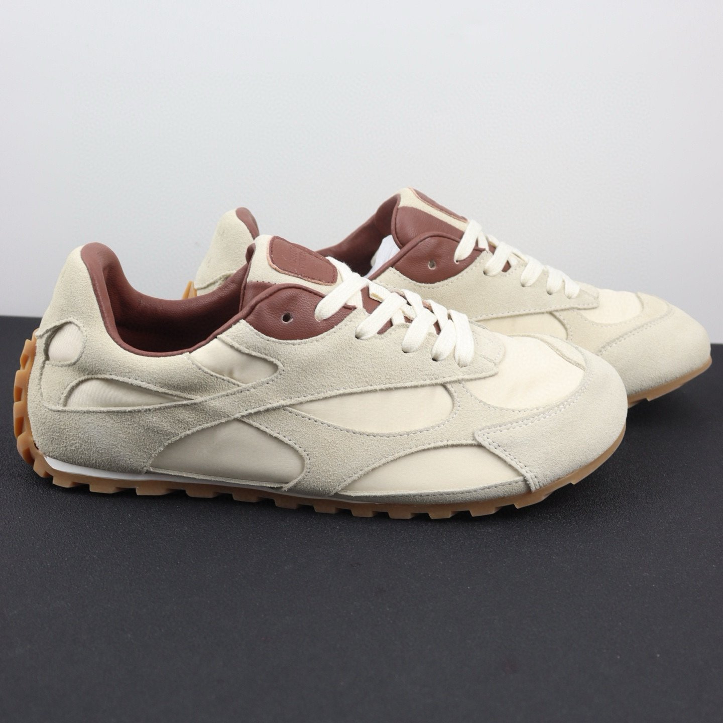 Inspired Fashion Sneakers – Designer Style Men’s/Women’s Luxury Casual Shoes - 图片 2