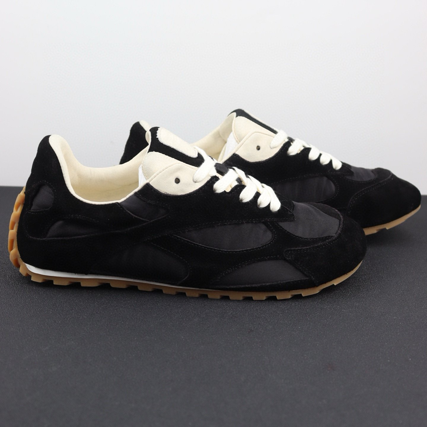 Inspired Fashion Sneakers – Designer Style Men’s/Women’s Luxury Casual Shoes - 图片 3